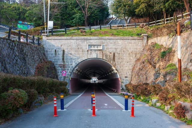 군산 해망굴
