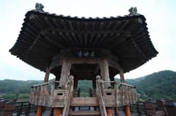 월영교