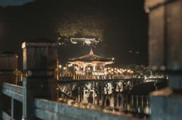 월영교