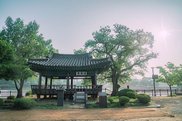 덕진공원